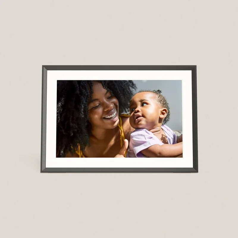 Aura Carver Mat 10" Digital Photo Frame, Charcoal with Paper Mat